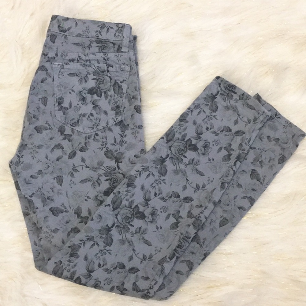 J Brand Gray Floral Skinny Capri Jeans